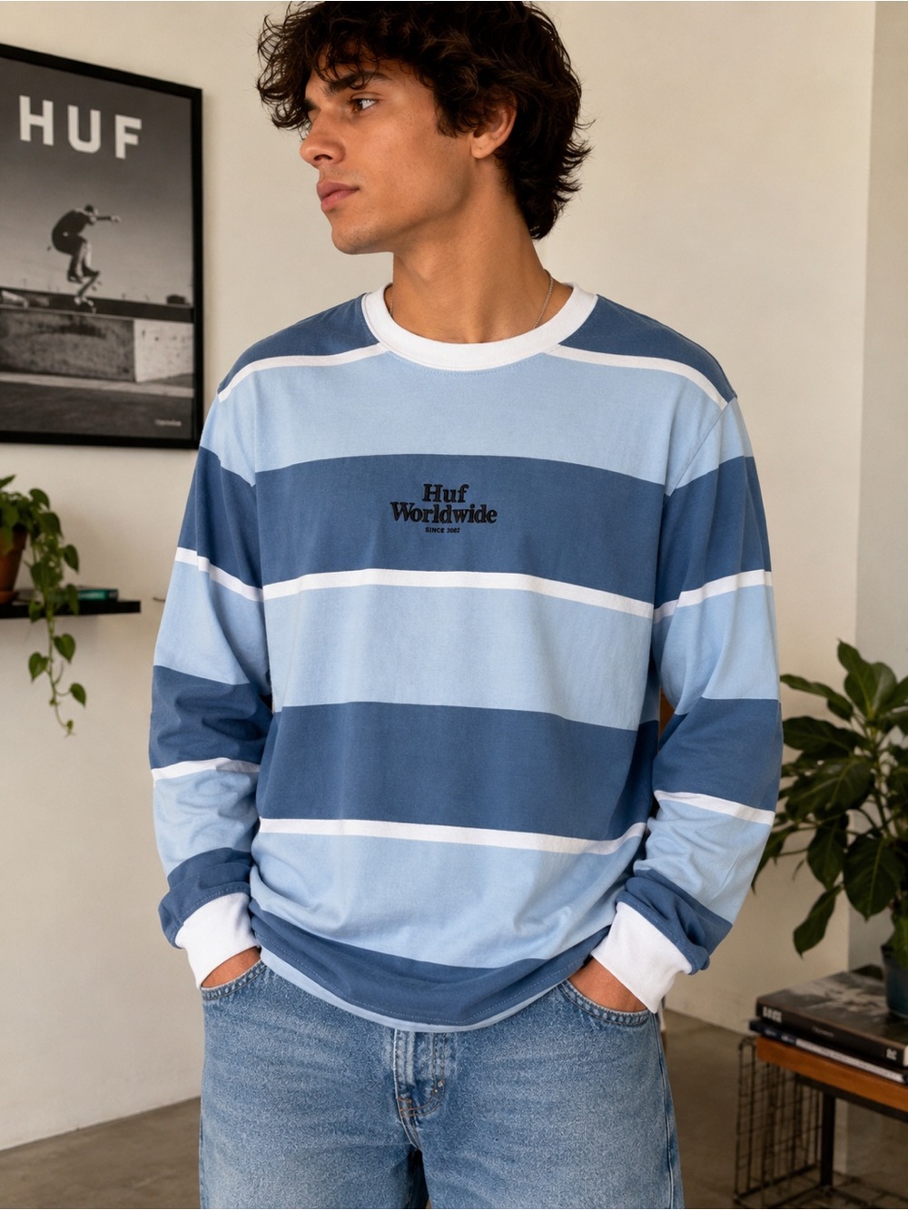 HUF Worldwide Blue Striped Long Sleeve Logo Tee Men’s Medium 100% Cotton